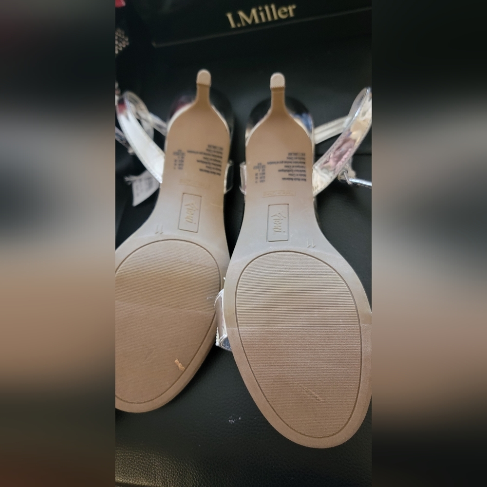Fioni Rhinestone Sandals - Picture 3 of 3